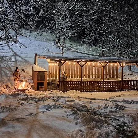 Pod Jesionami Semesterbostad Stronie Śląskie