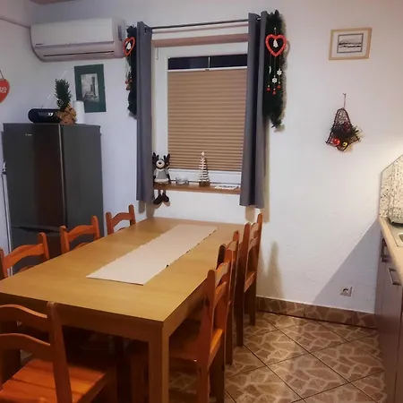 Nyaraló Pod Jesionami