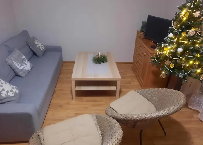 Pod Jesionami Строне-Слёнске